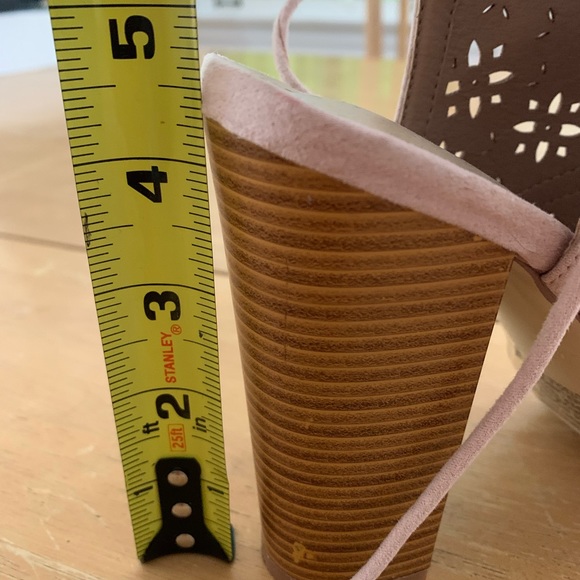 Pink summer laser cut heels - Picture 8 of 8